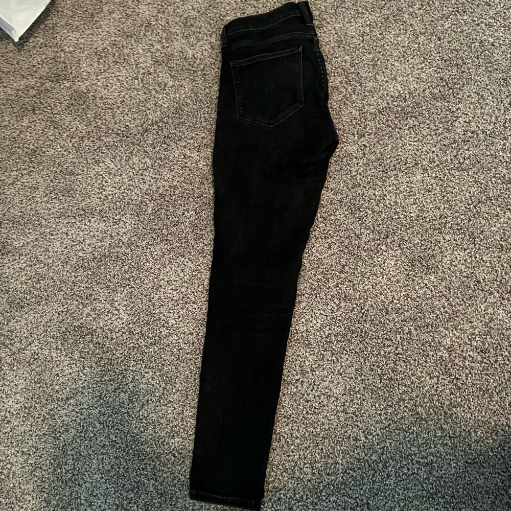 Black Gap skinny jeans